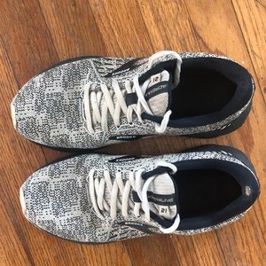 Brooks Adrenaline 21 Running Shoes